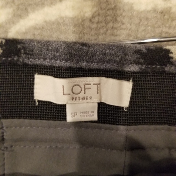 Skirt - Picture 2 of 4